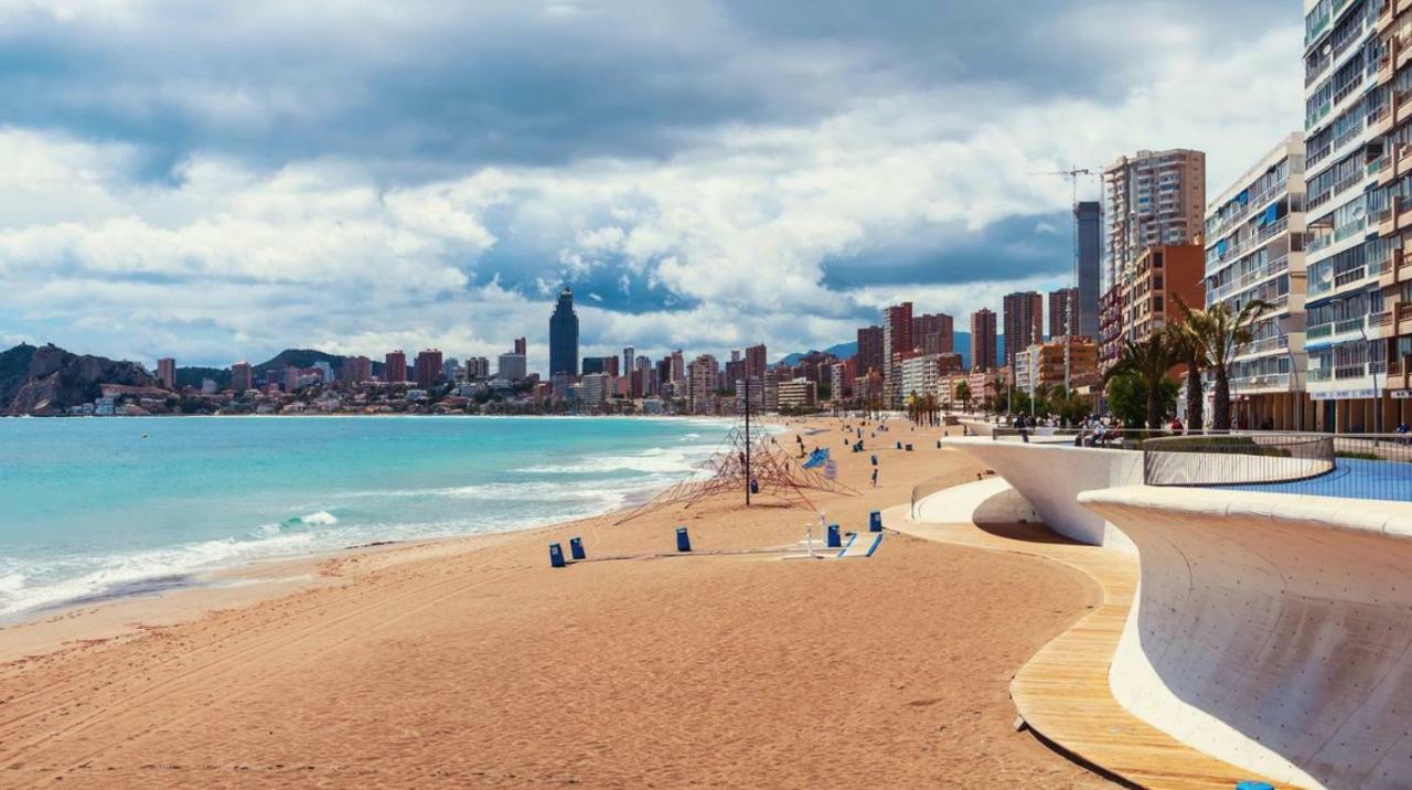 Apartamento En El Centro A Un Minuto De La Playa Benidorm Exterior foto
